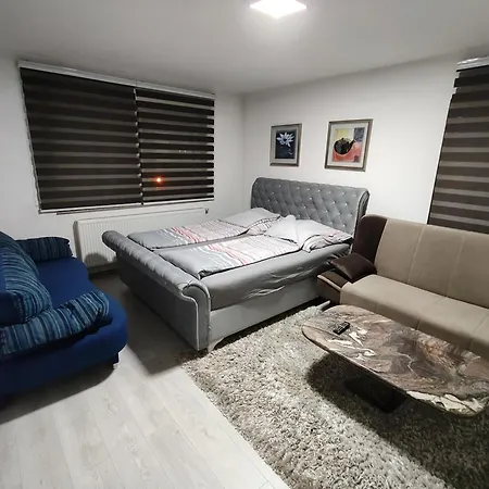 H&h Quartier Tuzla